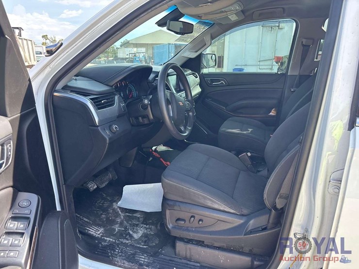 2019-chevrolet-tahoe-image-10