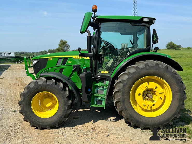 2023-john-deere-6r-140-image-8
