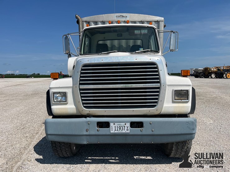 1989-ford-l8000-image-2