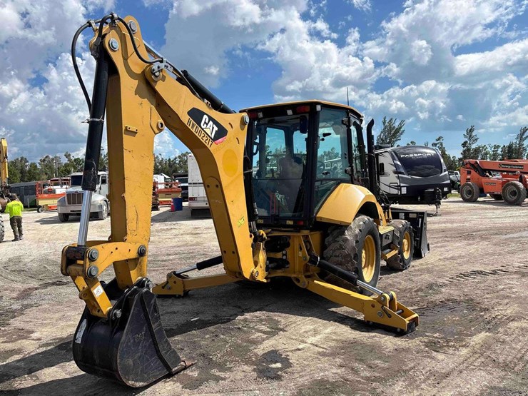 caterpillar-420f2-image-3
