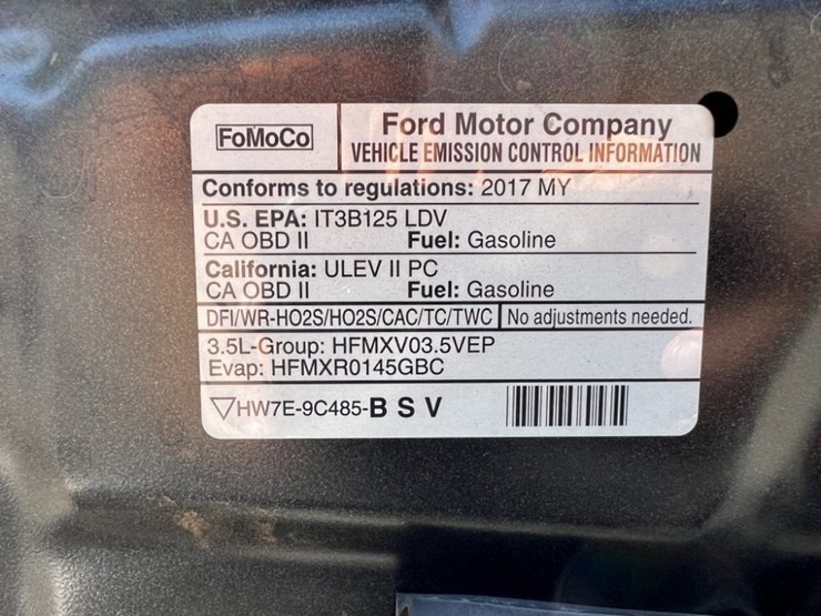 2017-ford-explorer-image-29
