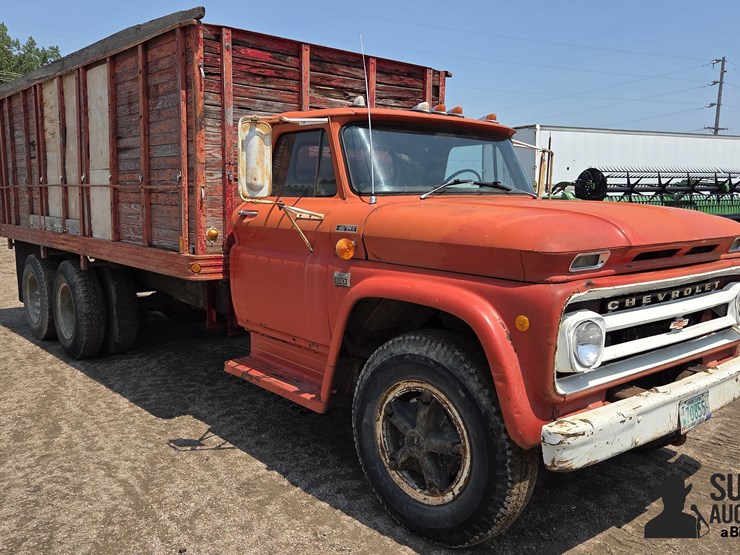 1966-chevrolet-c60-image-3