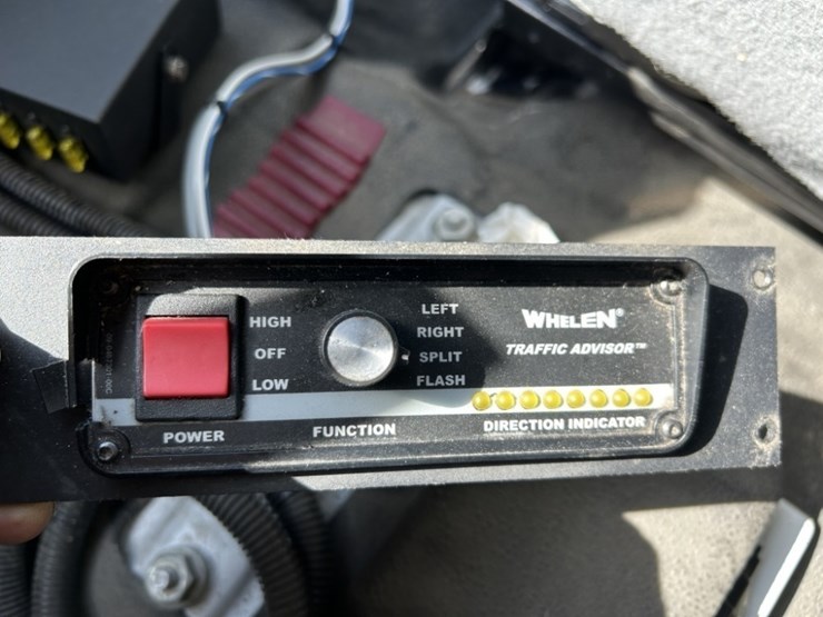 2016-ford-f350-sd-image-28