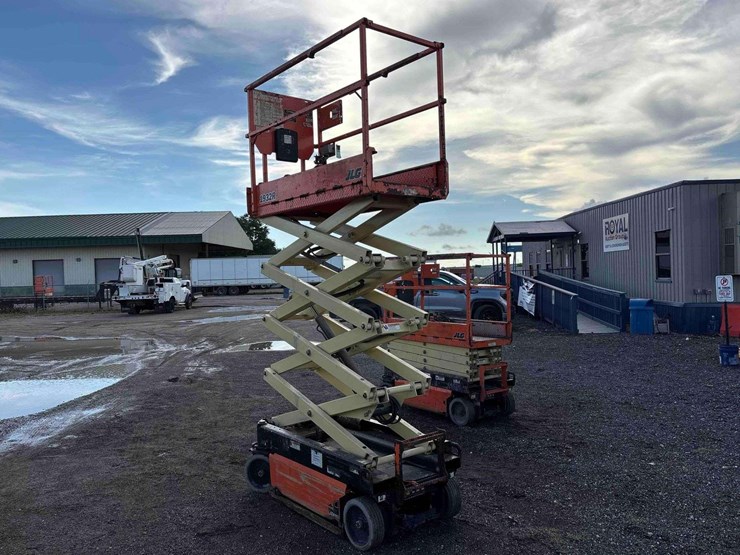 jlg-1932r-image-4