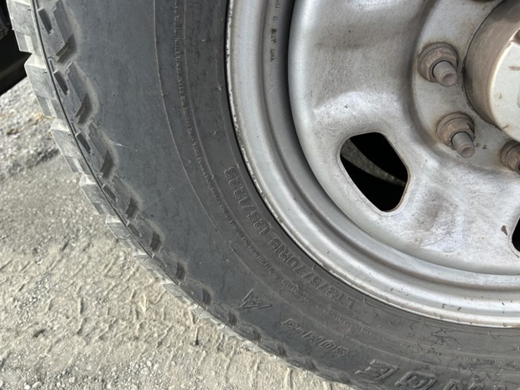 2015-ford-f350-sd-image-10
