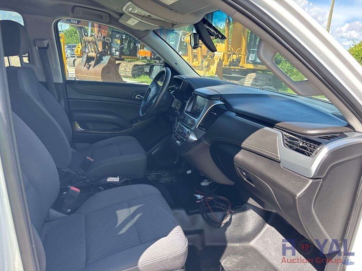 2019-chevrolet-tahoe-image-23