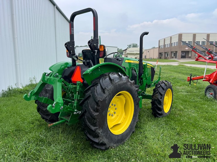 2023-john-deere-5067e-image-5