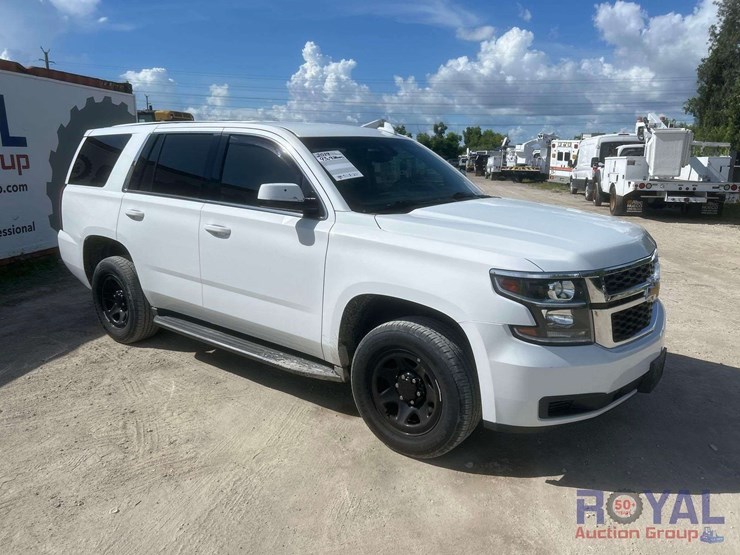 2019-chevrolet-tahoe-image-2