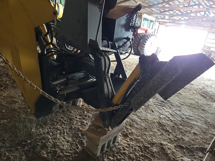 kelley-b70-3pt-backhoe-image-13