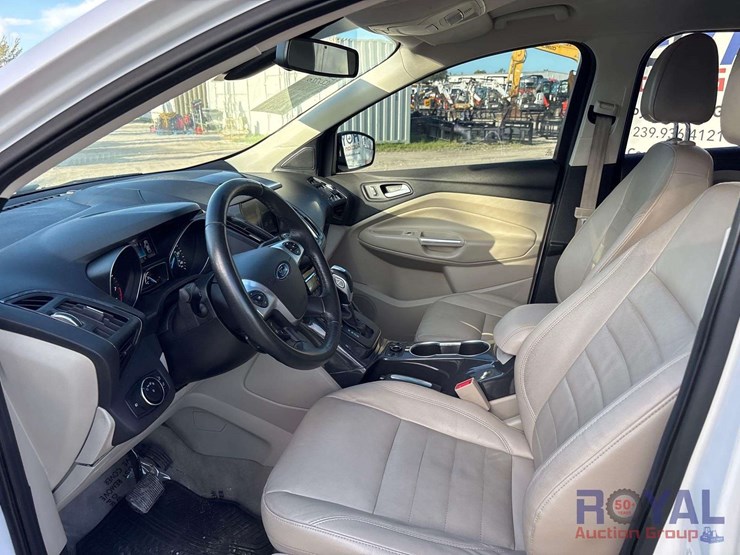 2014-ford-escape-image-9