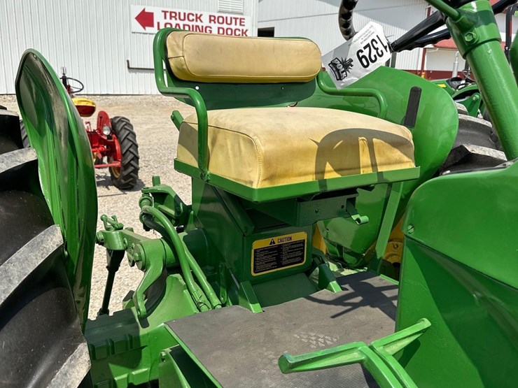 john-deere-2010-image-13