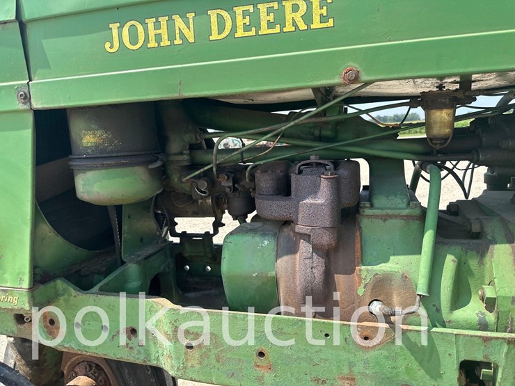 john-deere-70-image-13