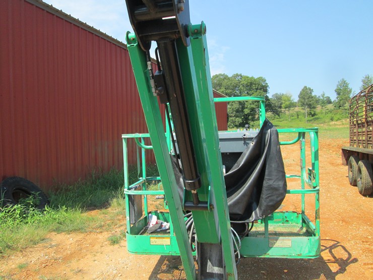 2015-jlg-600ajn-image-21