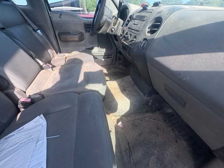 2005-ford-f150-image-25