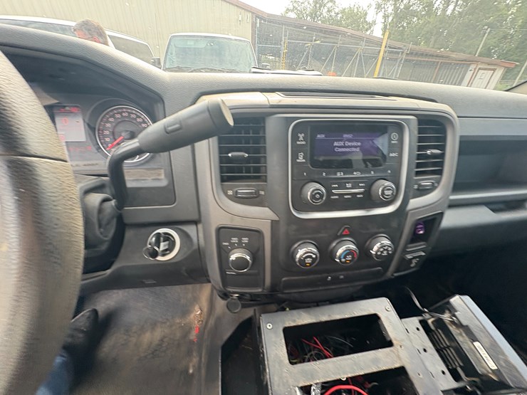 2013-dodge-ram-1500-image-48