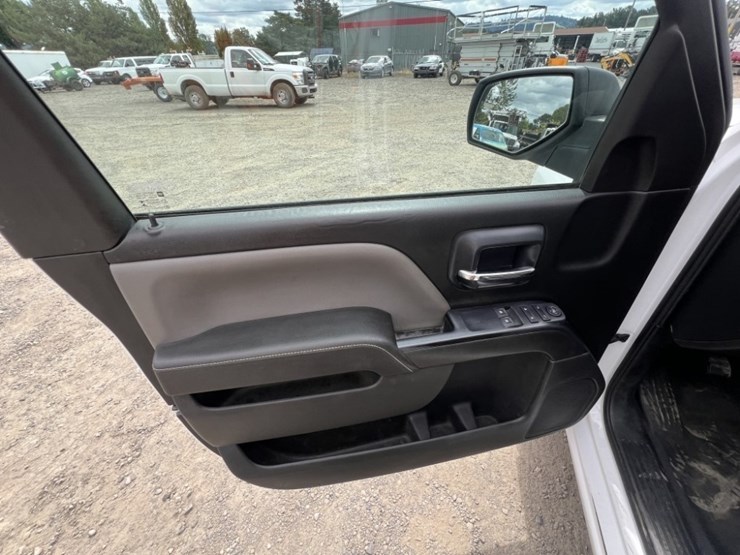 2014-chevrolet-silverado-image-26