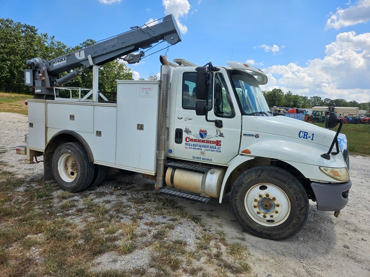 2008-international-durastar-4300-image-22