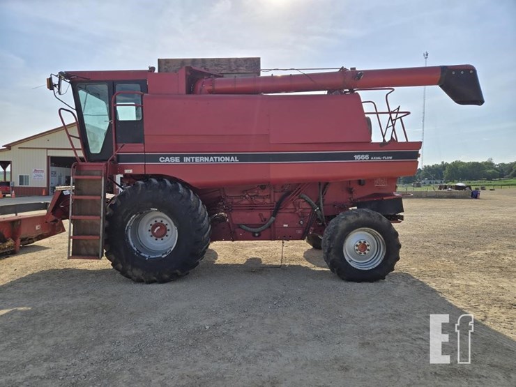 case-ih-1666-image-21