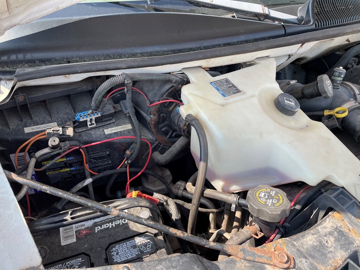 2004-chevrolet-express-g3500-image-39