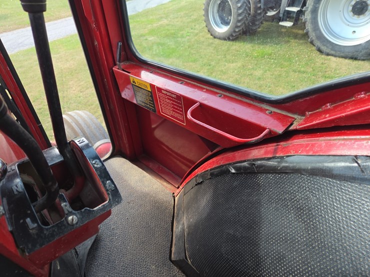 1976-ih-1466-tractor-image-62