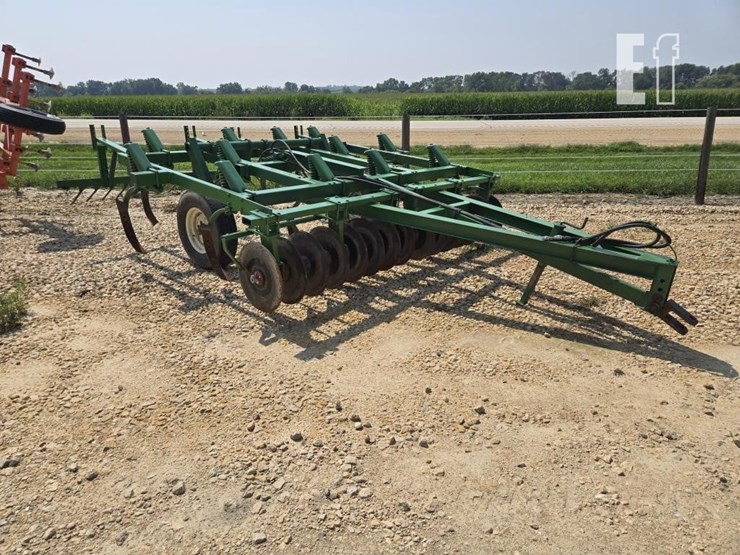 john-deere-1600-image-1