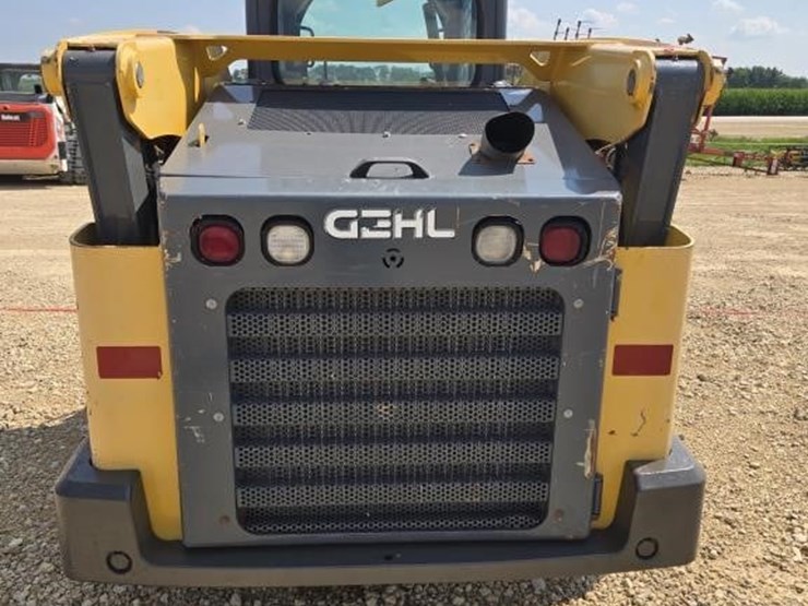 gehl-v330-image-7