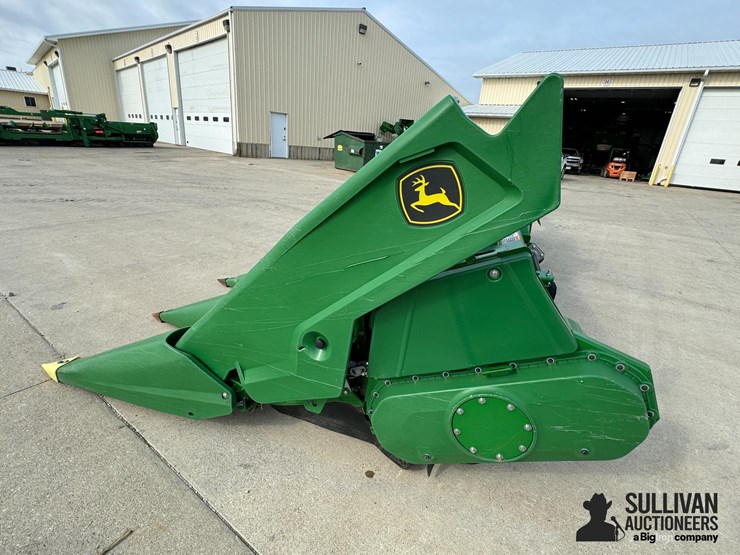 2023-john-deere-c16f-image-18