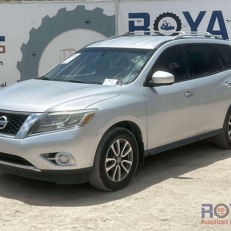 2015 NISSAN PATHFINDER