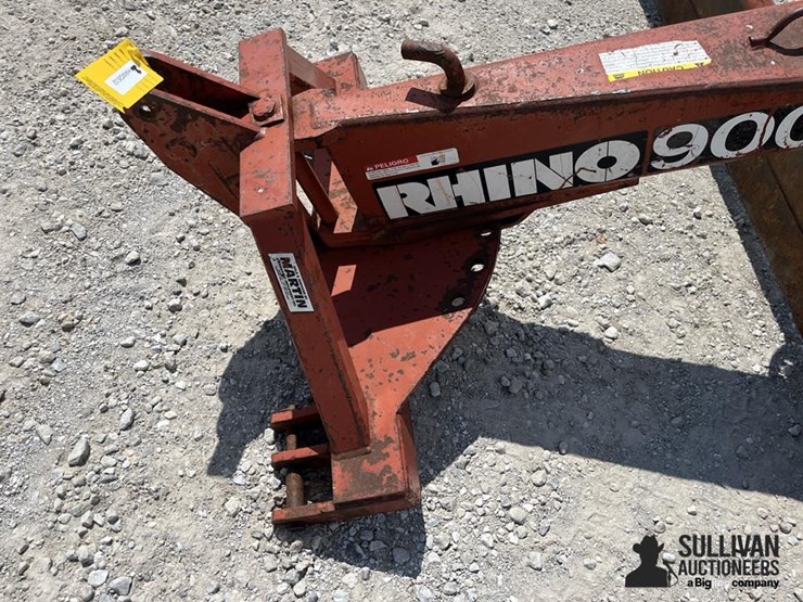 rhino-900-image-13