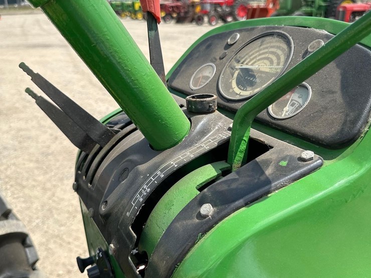 john-deere-2010-image-14