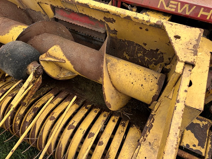 new-holland-790-image-19