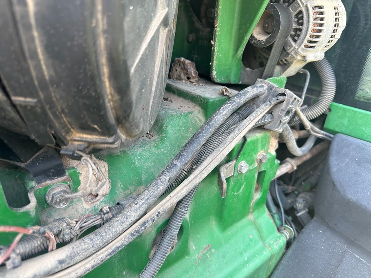 2000-john-deere-8410t-image-57