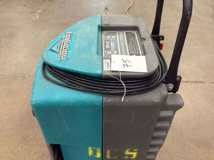 drieaz-dehumidifier-console-model-#-f292-sm-total-hours-3993-image-5