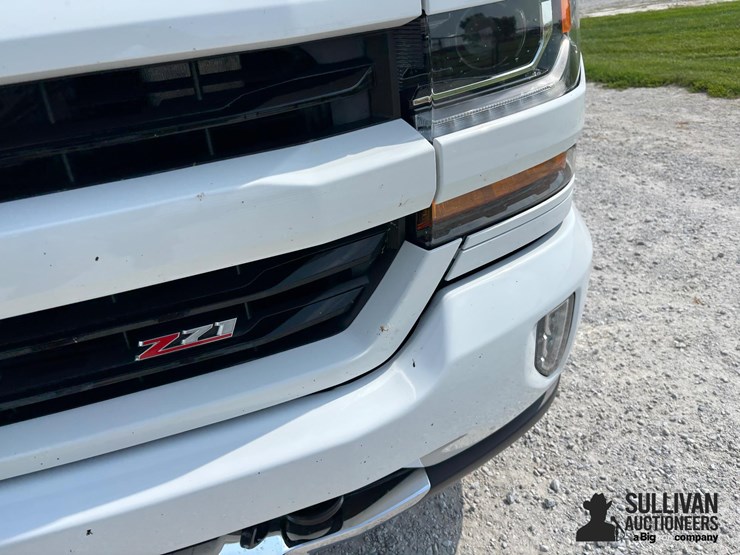 2018-chevrolet-1500-image-9