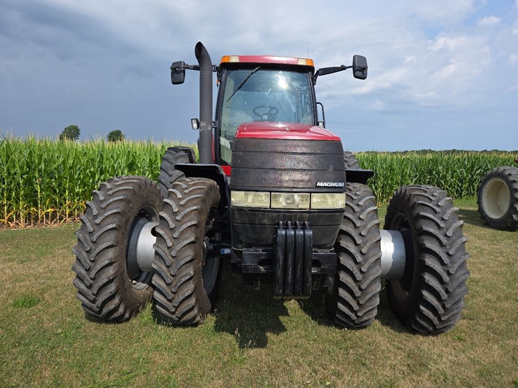 2003-cih-mx255-mfwd-tractor-image-3
