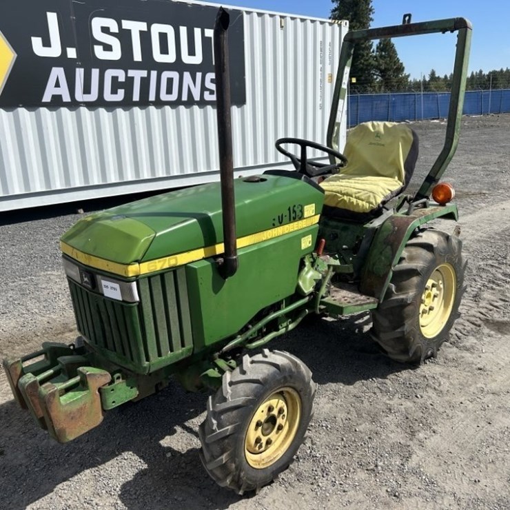 JOHN DEERE 670