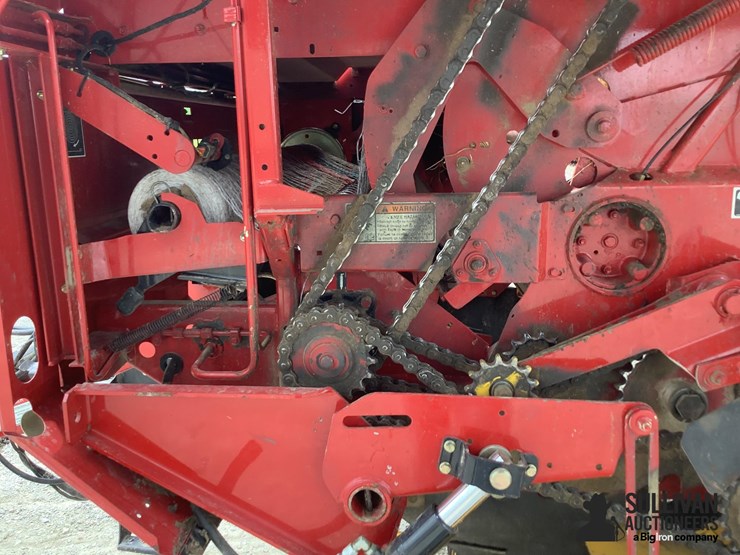 new-holland-br7090-image-16