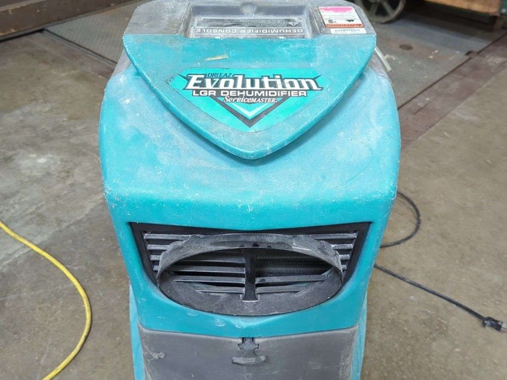 (1)-dri-eaz-evolution-lrg-dehumidifier-image-1