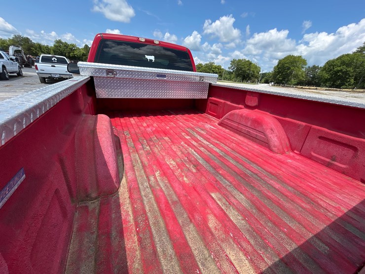 2003-chevrolet-2500hd-image-8
