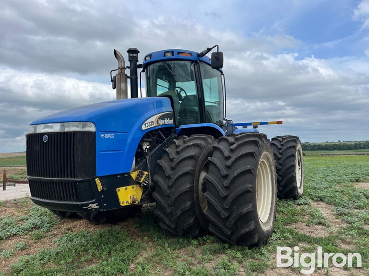 2005-new-holland-tj375-image-1