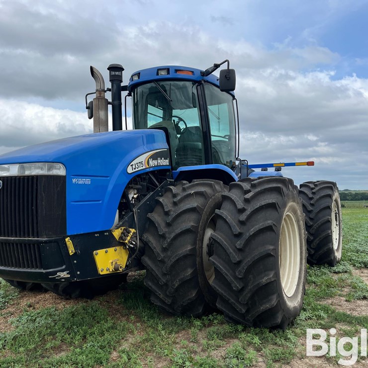 2005 NEW HOLLAND TJ375