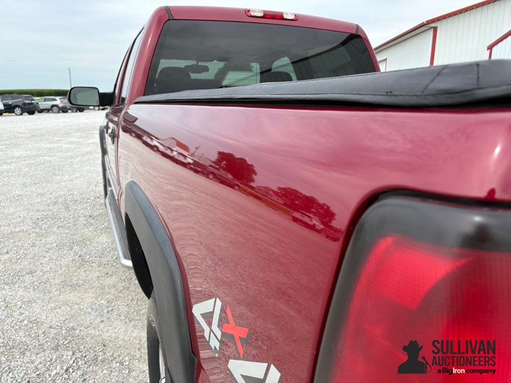 2004-gmc-sierra-2500hd-image-20