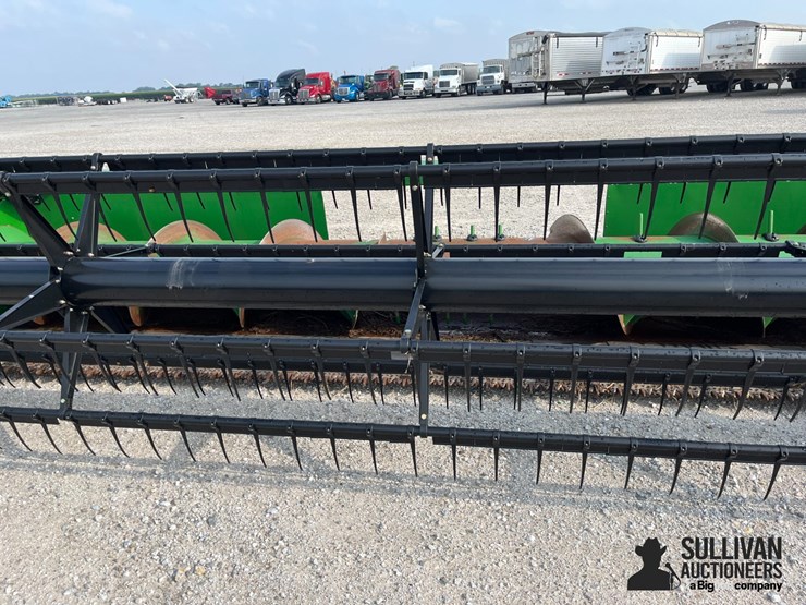 john-deere-620f-image-11
