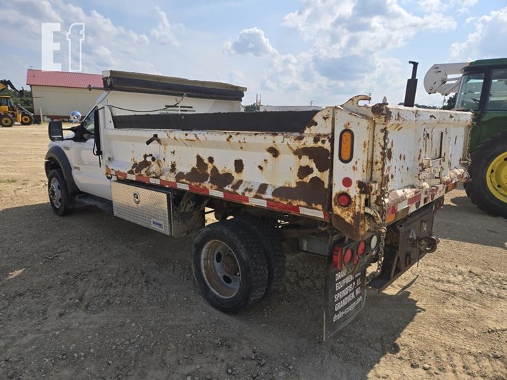 2006-ford-f550-image-14