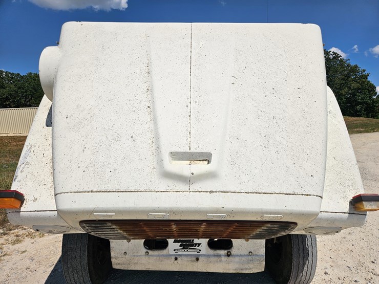 1982-ford-lt9000-image-35