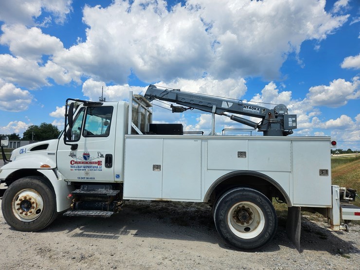 2008-international-durastar-4300-image-7