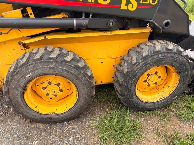 2003-new-holland-ls150-image-7