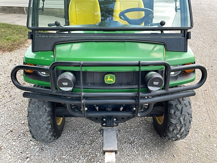 john-deere-gator-image-4