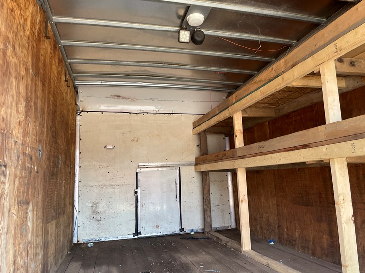 2004-chevrolet-express-g3500-image-38