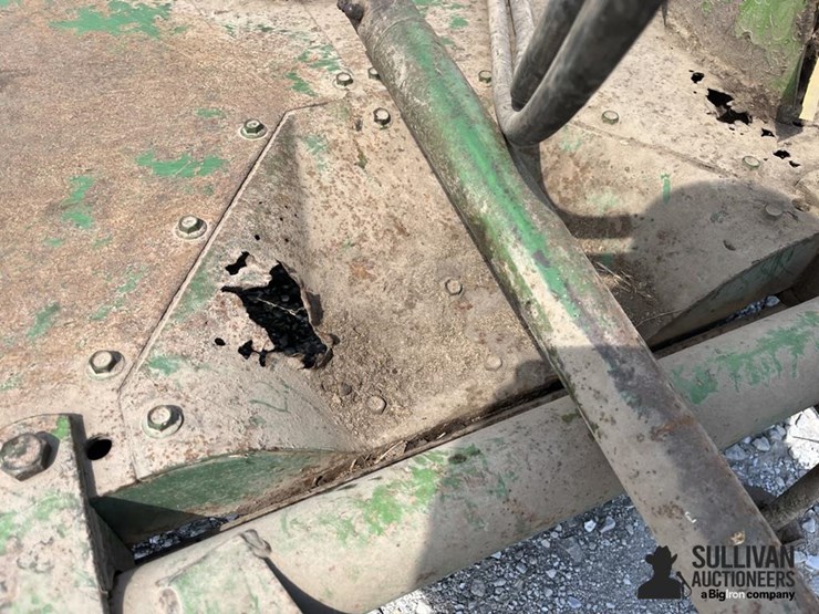 john-deere-227-image-13